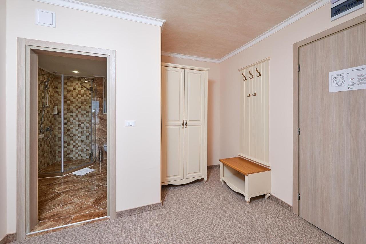 Neptun Hotel Pomorie Kültér fotó