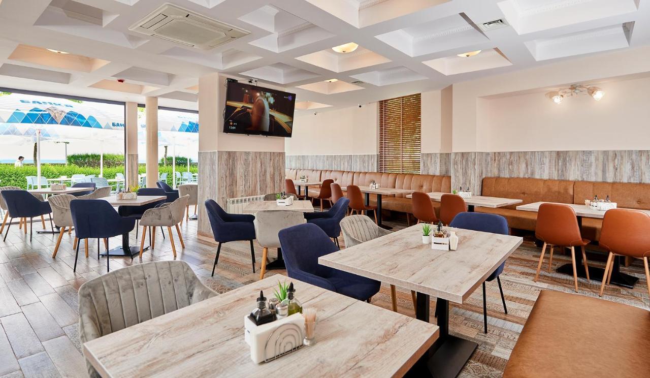 Neptun Hotel Pomorie Kültér fotó